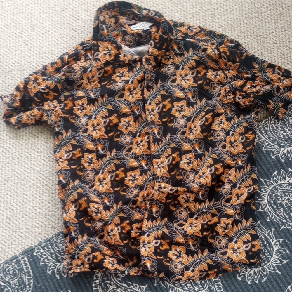 Margaritaville Black and Orange Button Down Shirt with Floral Print Vtg